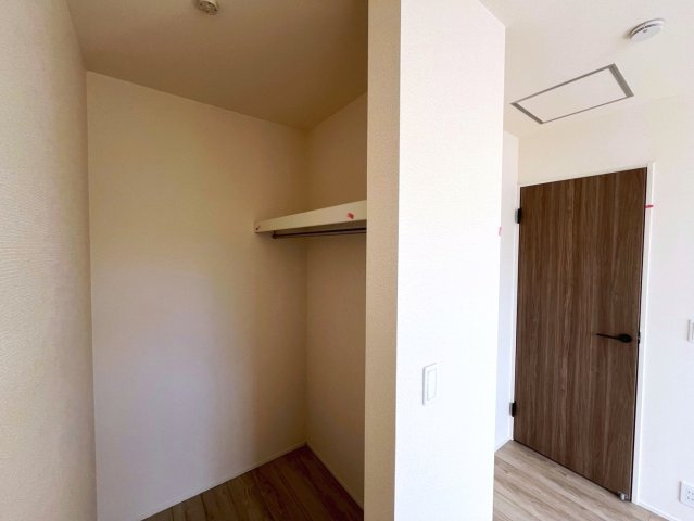 うるま市みどり町1期　全2棟　2号棟の収納