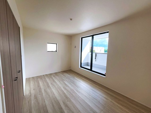 うるま市みどり町1期　全2棟　2号棟の洋室|7.2帖