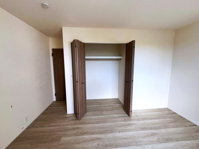 うるま市みどり町1期　全2棟　2号棟の収納