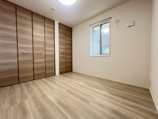 サンパティーク東町の寝室