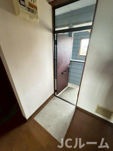 のびのびハイツトップ大日の玄関