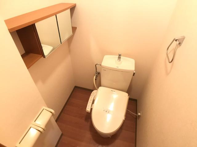 シャワー付トイレ