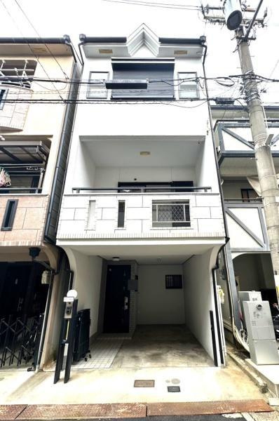 石原町　中古一戸建ての外観|新しい生活にいかがでしょうか？外観はお住まいの顔になります。こだわりたいポイントですね。外壁塗装や屋根塗装のご相談も承っております。
■現地内覧・資金計画相談・住宅ローン相談もお問合せ受付中■