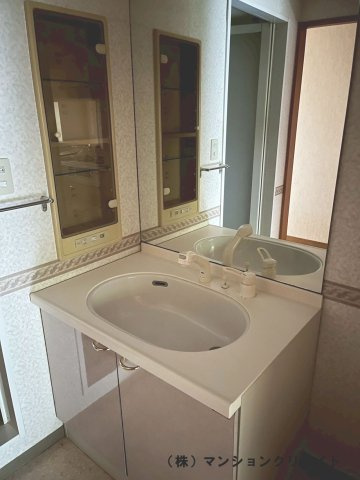 アパガーデンコート城東の独立洗面台|システム洗面台