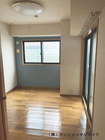 アパガーデンコート城東の洋室|洋室5.8帖
