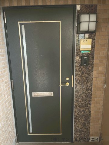 アパガーデンコート城東の玄関|外玄関です