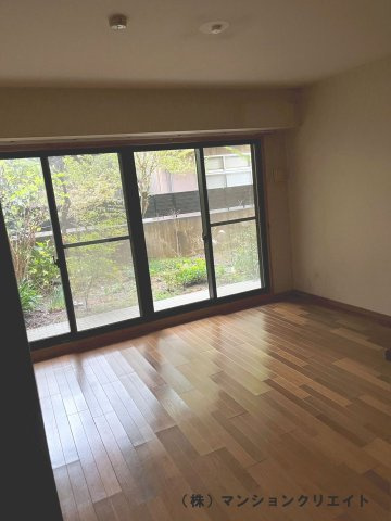 アパガーデンコート城東の居間・リビング|LDK15.5帖