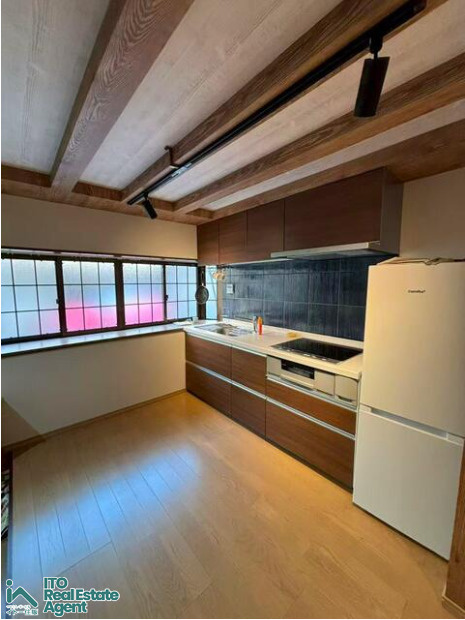 岡崎西福ノ川町 中古戸建のキッチン