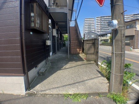 コーポさくらのエントランス