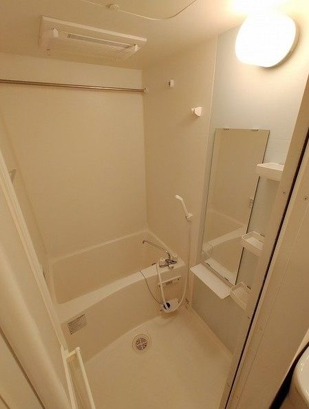 カームリー　フォレストの浴室