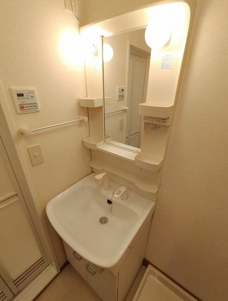 カームリー　フォレストの独立洗面台