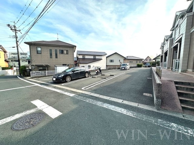 カームリーヒルの駐車場