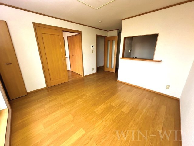 カームリーヒルの居間・リビング