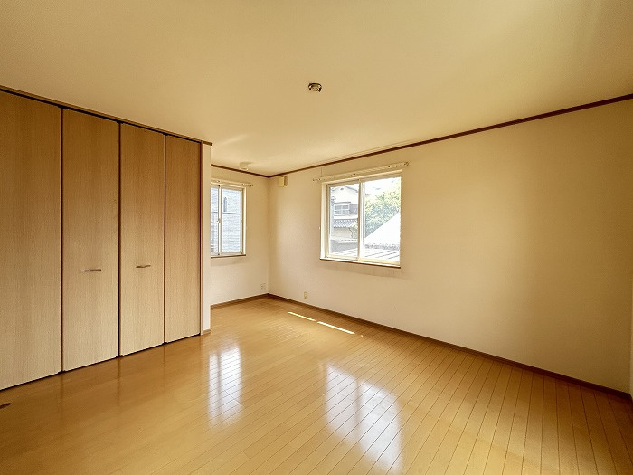岡崎市滝町の洋室