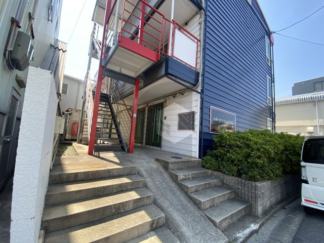 オークグレイス吉田のエントランス