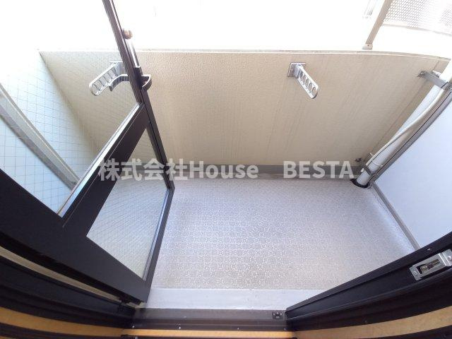 エスリード三宮フラワーロードのバルコニー