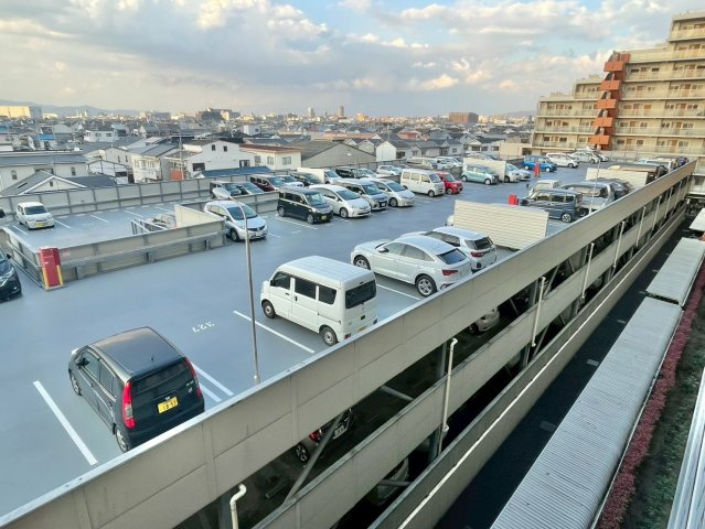 ザ・ヴァンデュールシティの駐車場|駐車スペースもあります