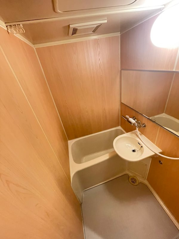 シャトレ王子の浴室