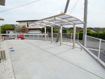 【駐車場】 | プリマヴェーラＤ