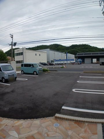 ドエル　Ｆ・Ｔ・Ｋ　Ｖ番館の駐車場|駐車場があります