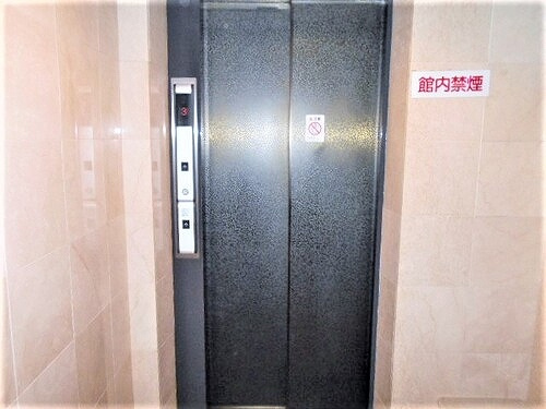 ライオンズマンション海田堀川町のその他|エレベーターホール　※2021年5月撮影