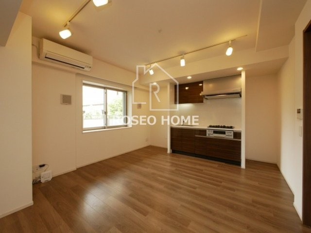 ザ・パークハビオ天満橋の居間・リビング