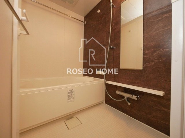 ザ・パークハビオ天満橋の浴室