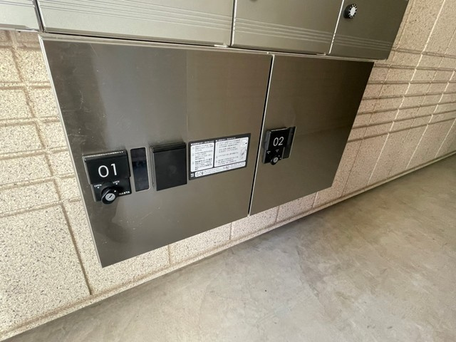 グランシャリオのロビー|★不在がちな方に宅配BOXあります★