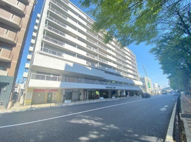 ひばりヶ丘プラザの外観