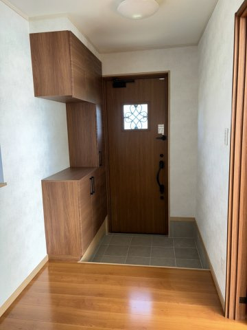 【玄関】 | 北見市西三輪３丁目７３４番２２　未入居戸建　　　