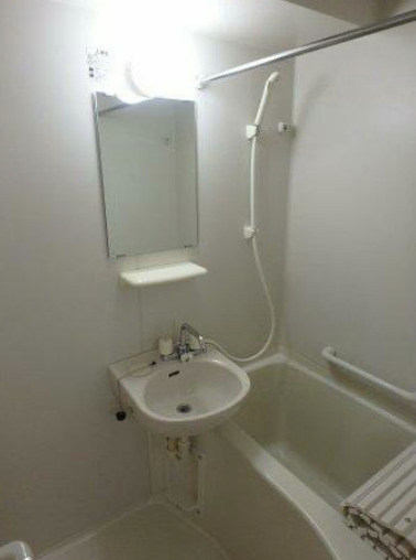 プライムアーバン月島の浴室