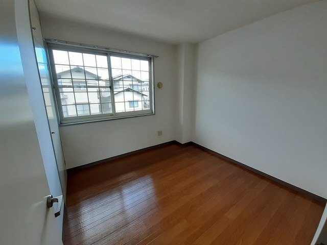 プラドール佐方の居間・リビング|使いやすいリビングです