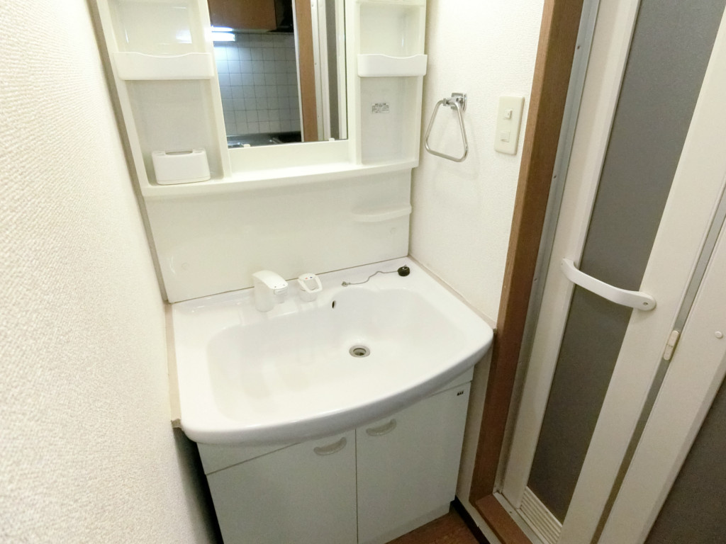 フェリスィテの内装|明るい色調の室内です