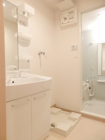 ベルエクセレントの洗面所|広い洗面スペース