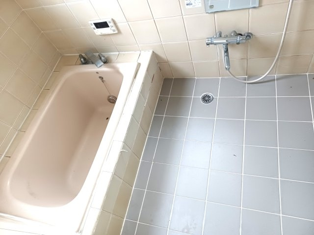 東松山市高坂　中古戸建の浴室