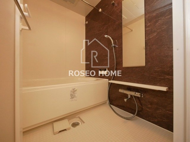 ザ・パークハビオ天満橋の浴室