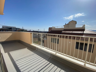 【その他】 | 新築戸建/小岩第2期1区画 | 施工例：広々とした屋上テラスでバーベキューはいかがでしょうか