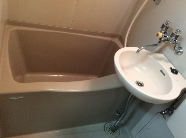 リーベ佐伯Iの浴室