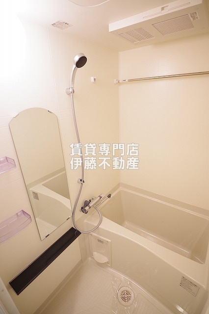 メイクス城西レジデンスの浴室