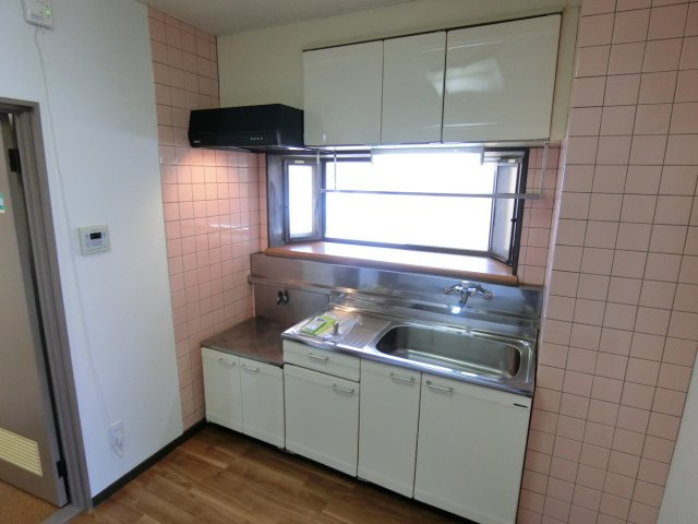 【キッチン】 | 裾野市金沢 売一棟マンション ES05717 | 裾野市金沢　キッチン一例