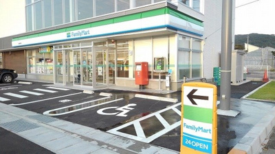 【周辺】 | プチハウス神ノ前 | ファミリーマート福島黒岩店まで450m