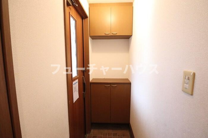 ＲＯＹＡＬ　ＧＡＲＤＥＮ　ＣＡＳＡＨＡＲＡ　Ｋの玄関