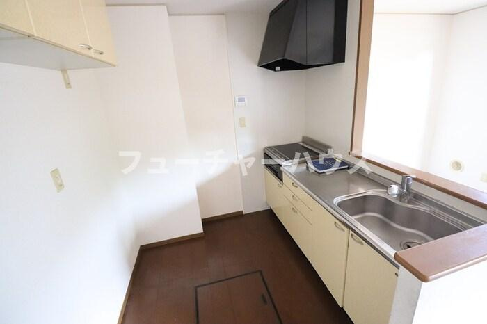 ＲＯＹＡＬ　ＧＡＲＤＥＮ　ＣＡＳＡＨＡＲＡ　Ｋのキッチン