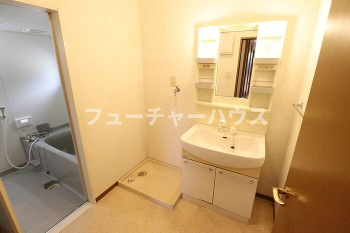 ＲＯＹＡＬ　ＧＡＲＤＥＮ　ＣＡＳＡＨＡＲＡ　Ｋの洗面所