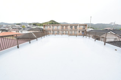 【バルコニー】 | 錦江台1丁目中古戸建て・事務所付き | 屋上バルコニー
