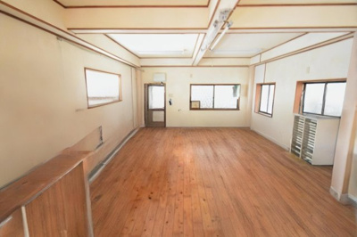【内装】 | 錦江台1丁目中古戸建て・事務所付き | 事務所36.53平米（※家具等はAIで消しています。）