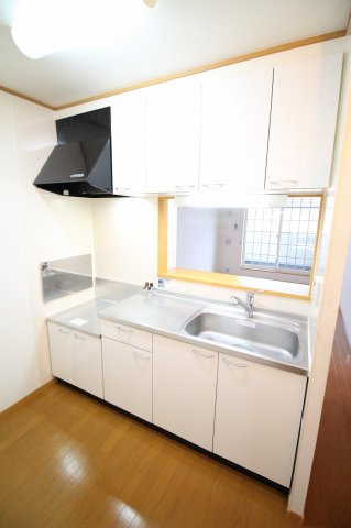 ルナ　パレス　Bのキッチン|※お部屋により仕様が異なる場合があります
