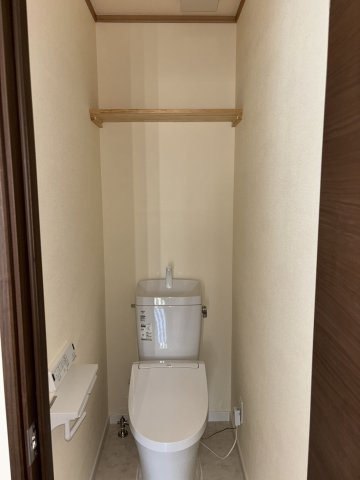 北見市田端町１８番地５７　新築戸建てのトイレ