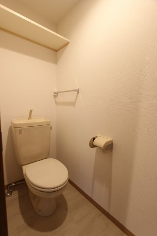 スタジオーネのトイレ|参考写真です。現況優先。