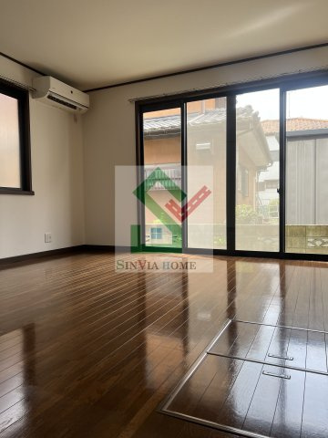 石神一丁目戸建の居間・リビング